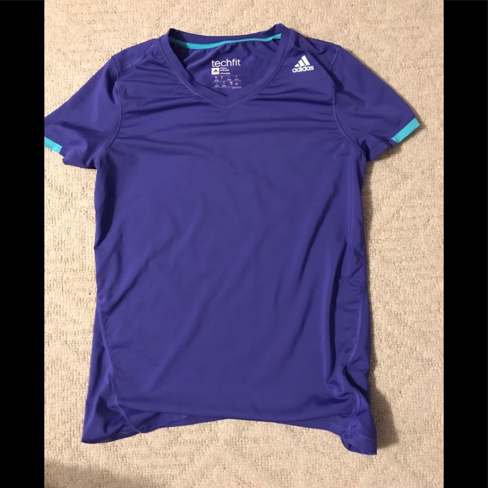 Adidas Techfit Workout  T Size L, purple